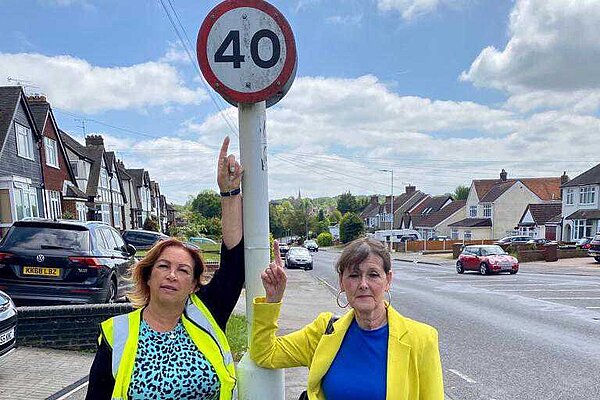 Linda and Hazel on Galleywood Road